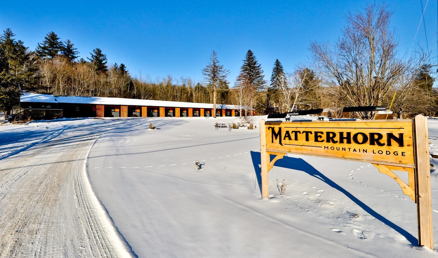 Matterhorns Hunter Lodge Exterior photo